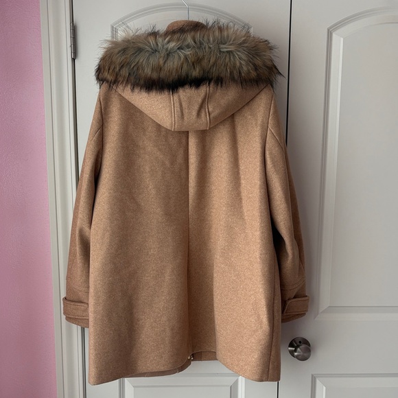 Nine West Tan Coat with Faux Fur Hood Size XXL - Picture 4 of 15